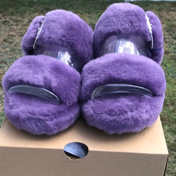 UGG Fuzz Yeah Slippers - Picture 2 of 11